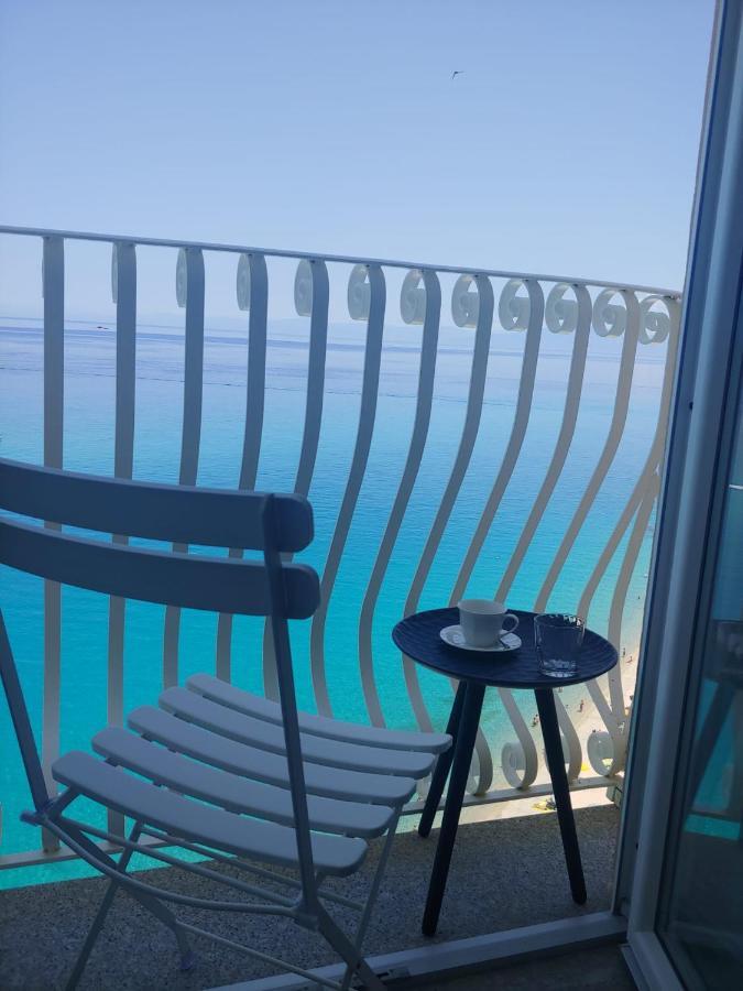 Domus Centro Tropea Hotel Exterior photo