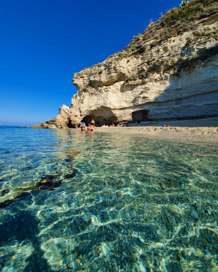 Domus Centro Tropea Hotel Exterior photo