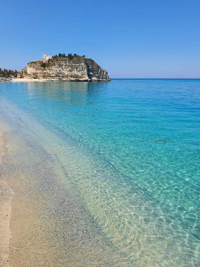 Domus Centro Tropea Hotel Exterior photo