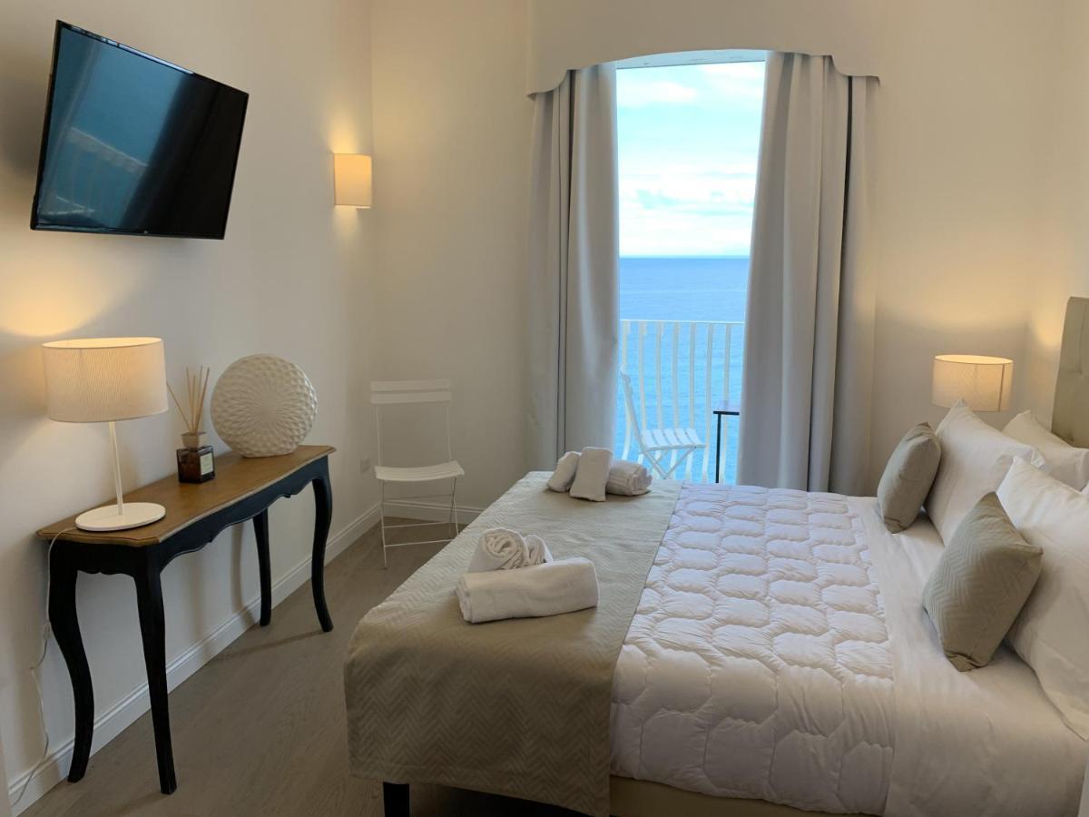 Domus Centro Tropea Hotel Exterior photo